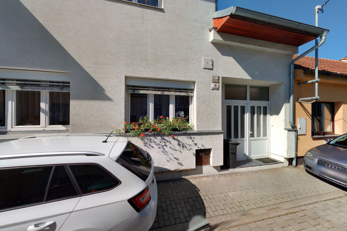 Komunita Sester dítěte Ježíše od Mikuláše Barrého