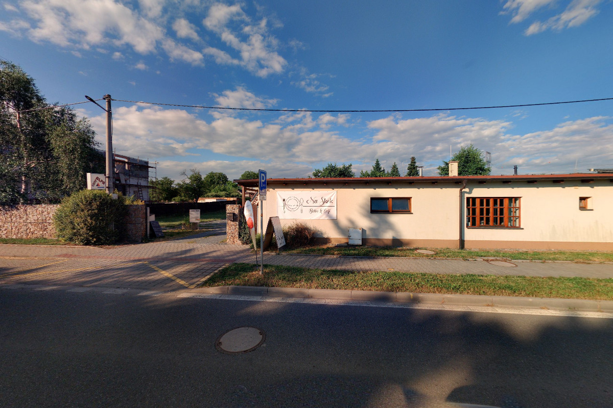 Sisters' Café & Bistro