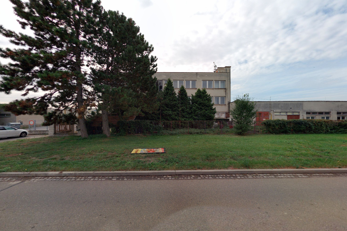 Kovářství - zámečnictví Jan Hubáček - renovace sklepů foto 1