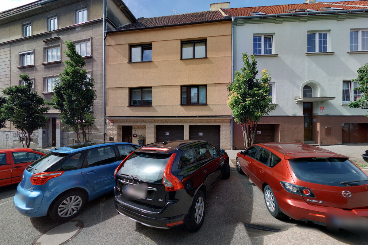 Mgr. Ivana Stenzlová