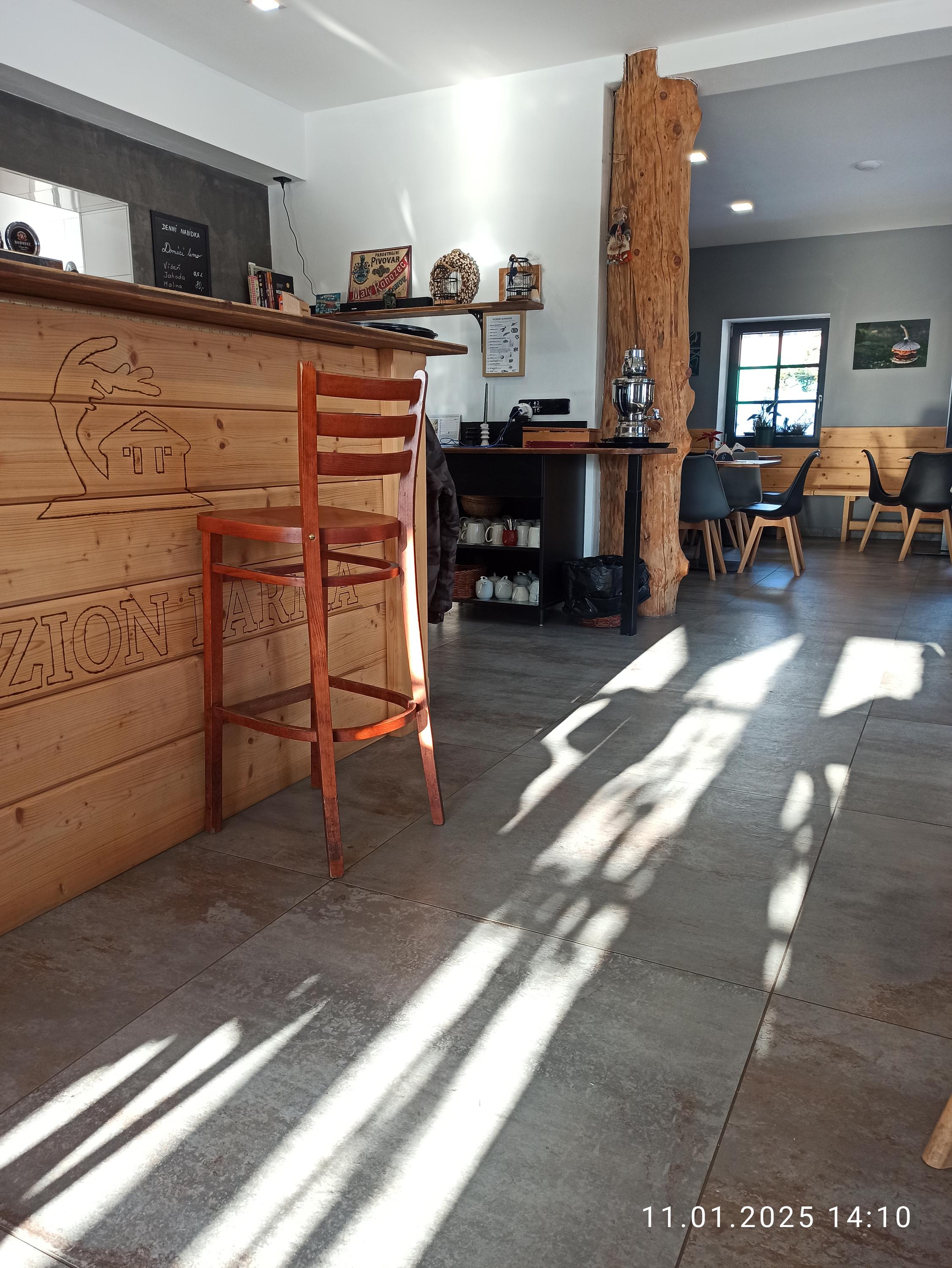 Restaurace Farma Žleby foto 6