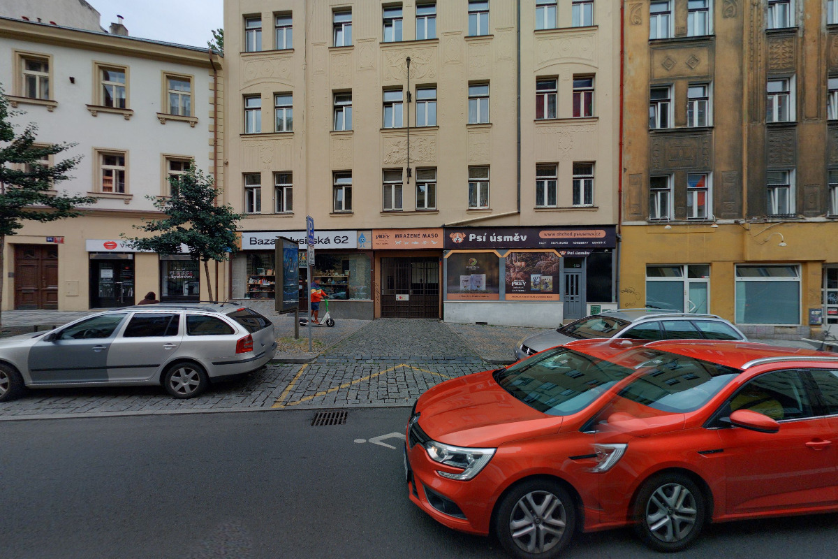 Dárkové zboží Husitská