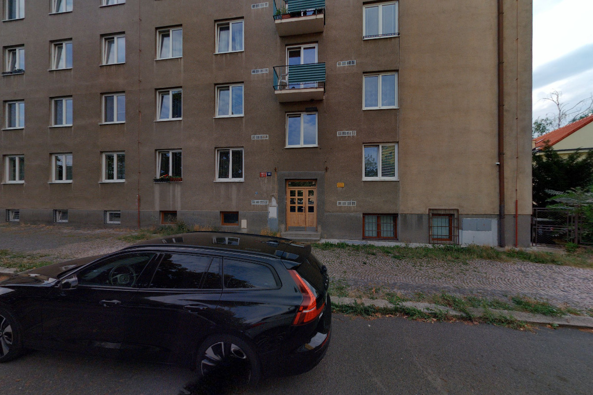 ARIANA SPORTS, s.r.o.