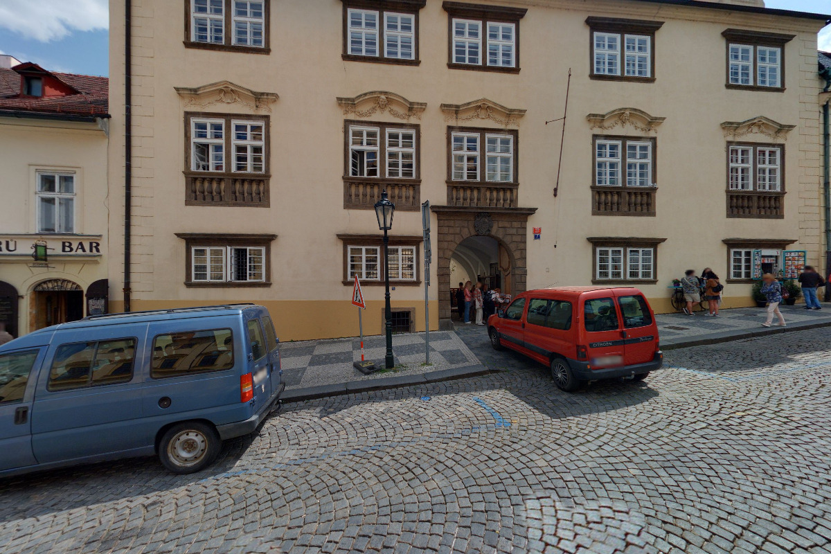 Addison valley, s.r.o.