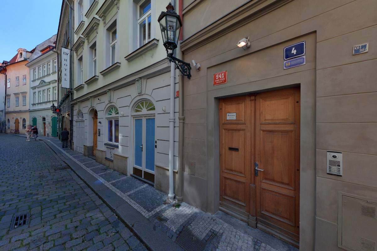 Apartment Vejvodova 941/4 foto 1