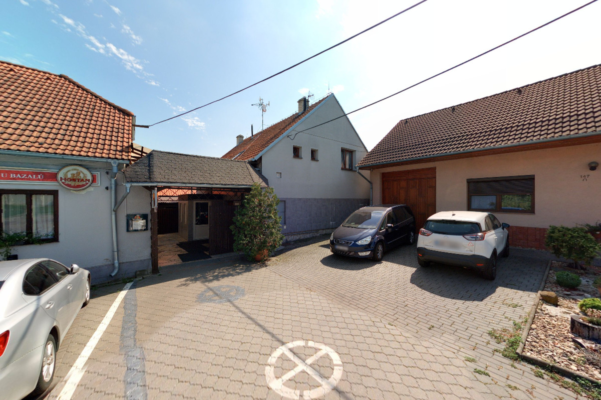 Restaurace U Bazalů