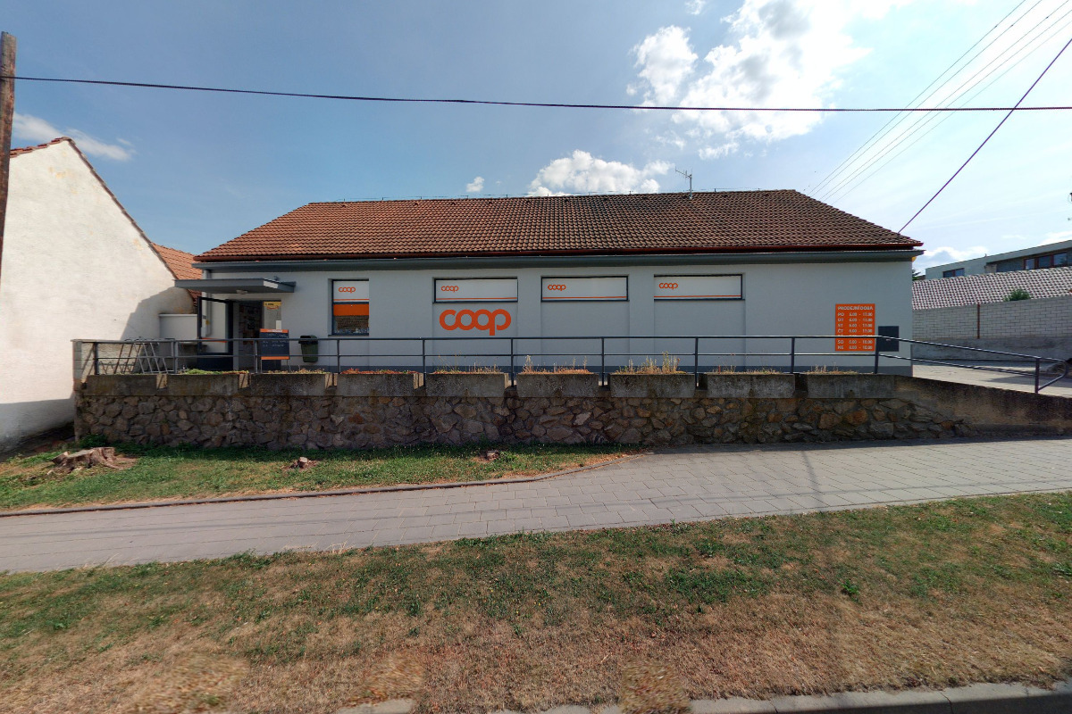 JEDNOTA, spotřební družstvo, Moravský Krumlov – COOP foto 2