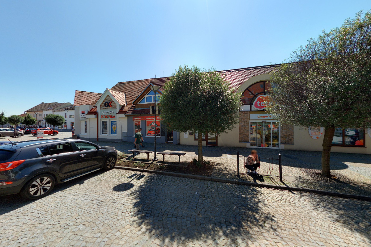 Makovec - maso uzeniny