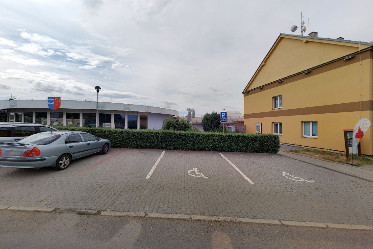 Bazén - Školní sportovní areál