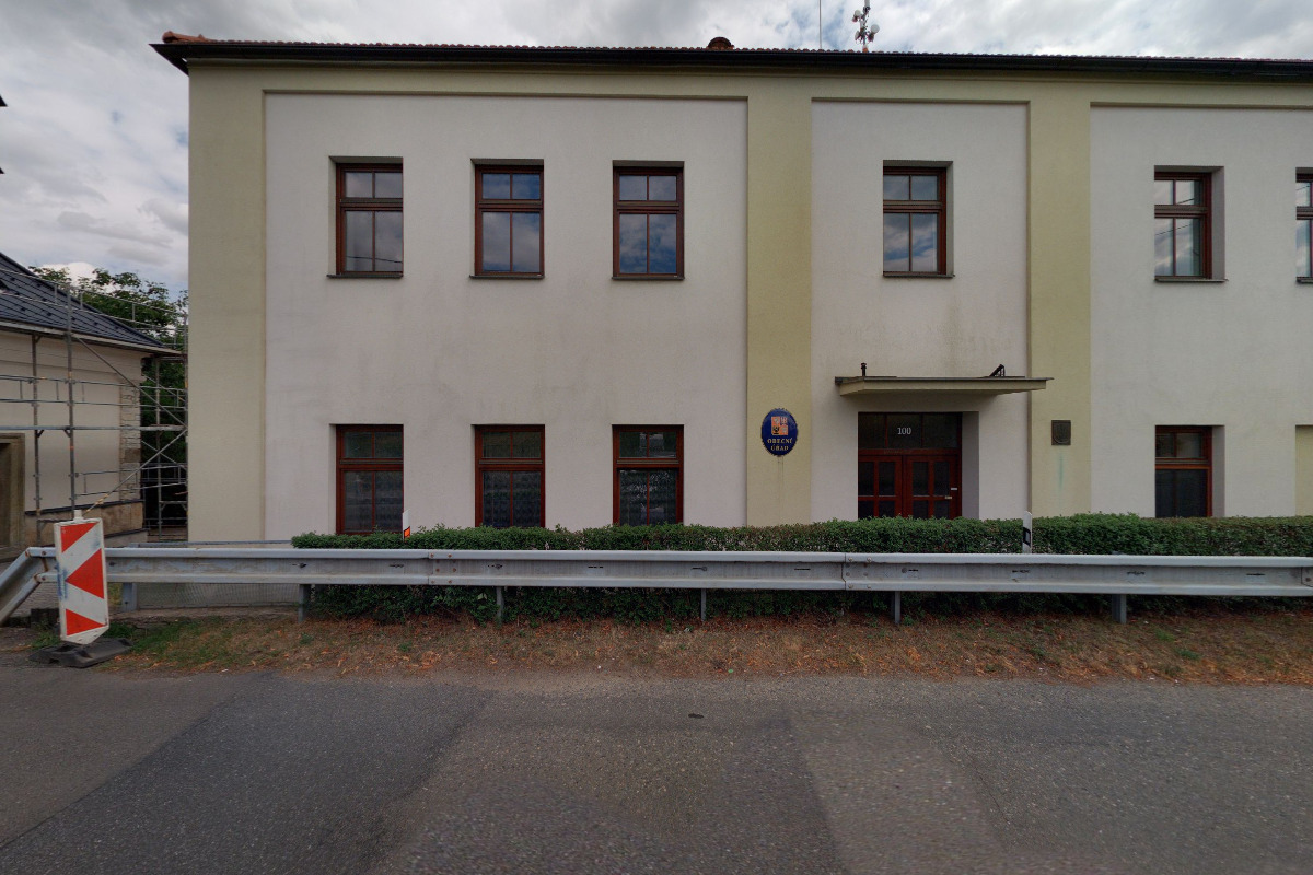 Desná - obecní úřad foto 1