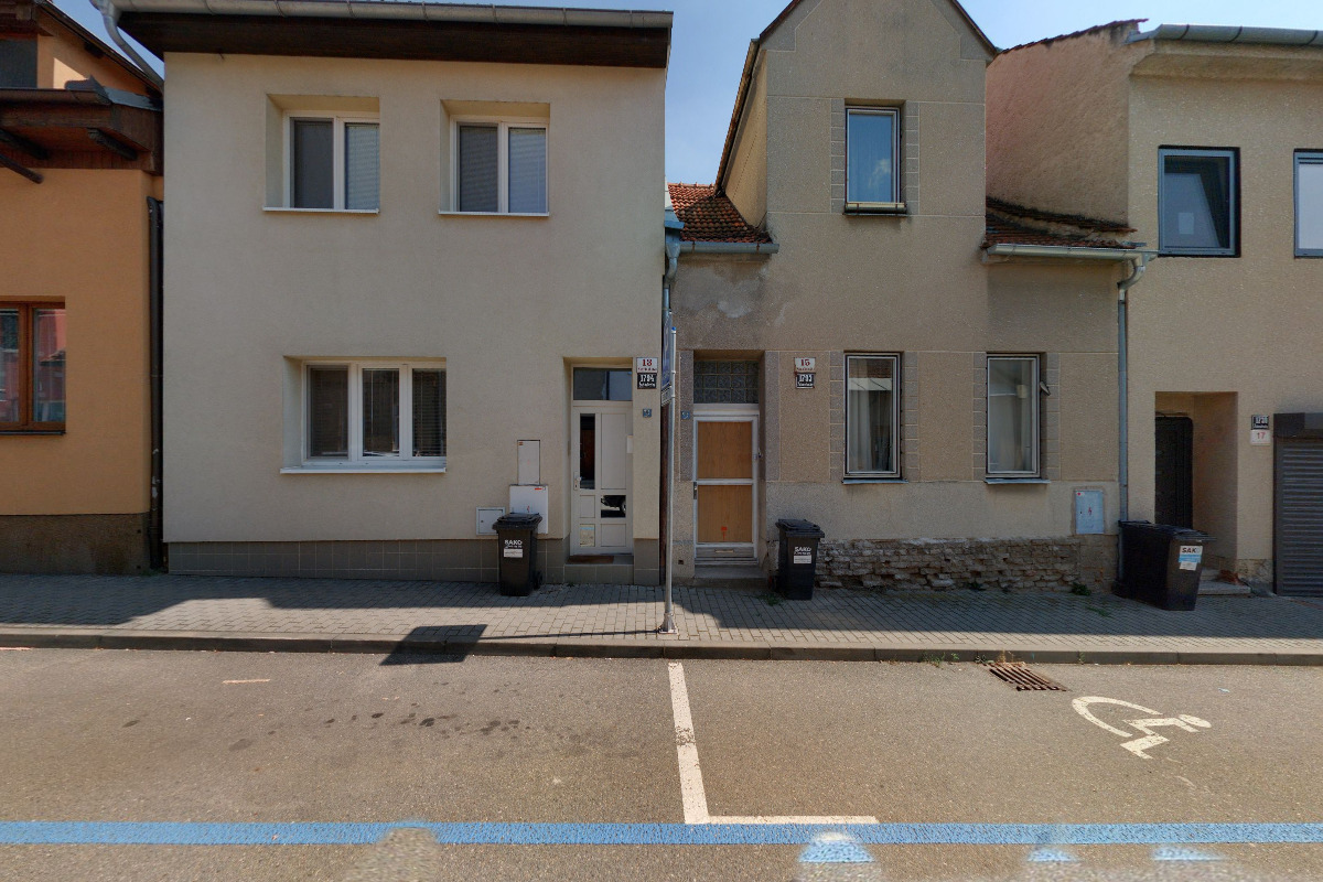 Iyengar Yoga Centrum - MUDr. Jan Černý