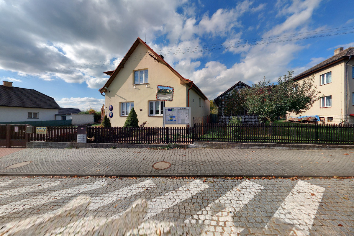 Hradec - obecní úřad foto 5