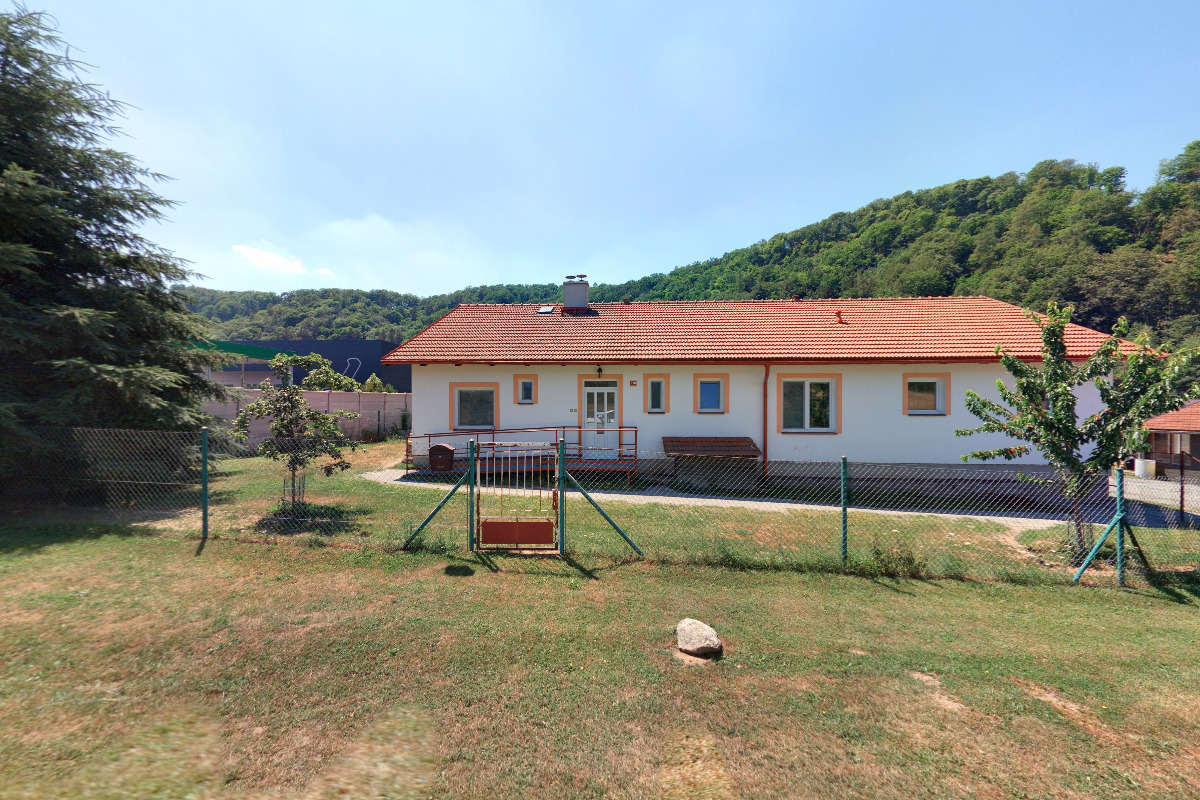 Cykloservis a Pneuservis Sázava