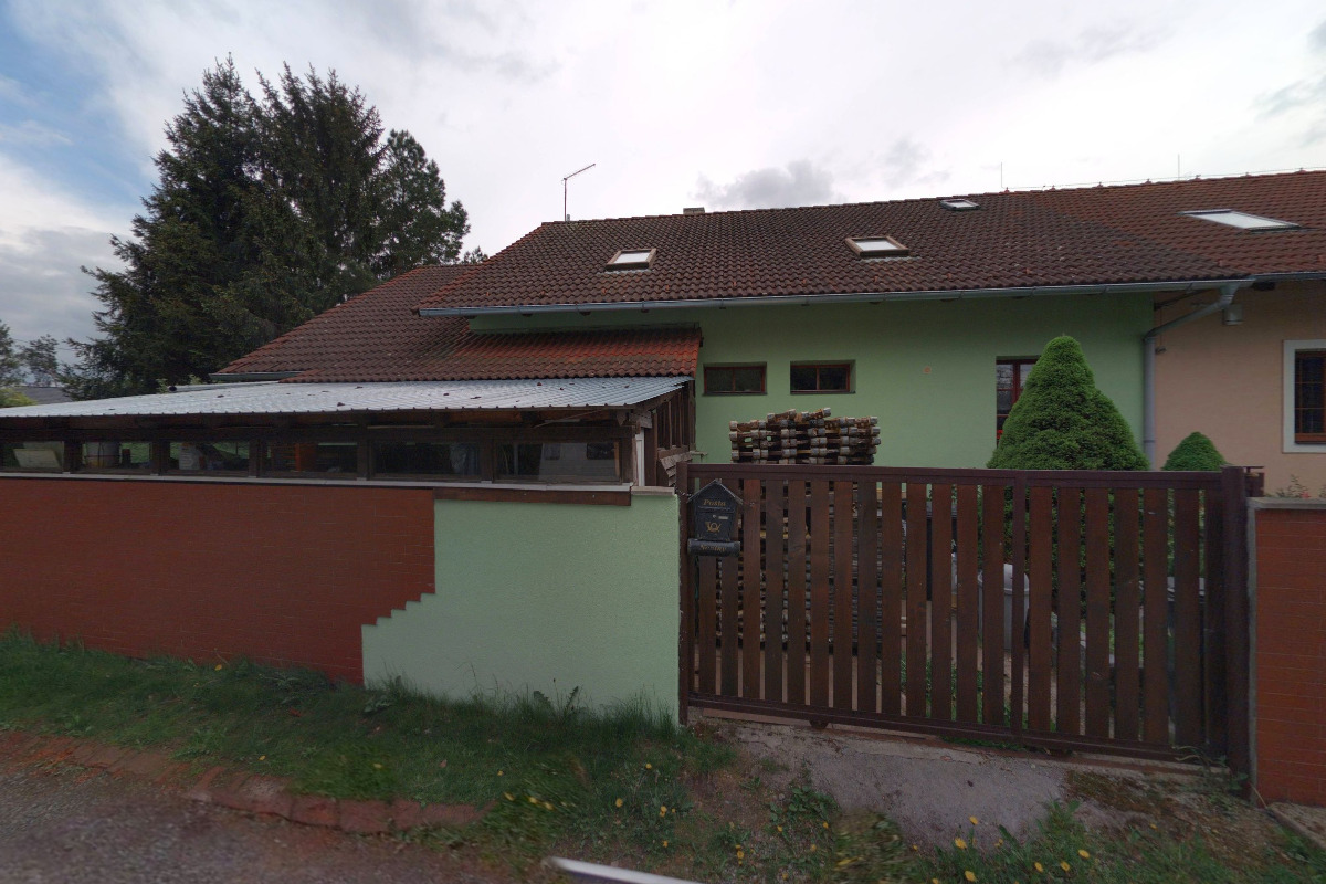 Lucie Karlíková salón Oáza