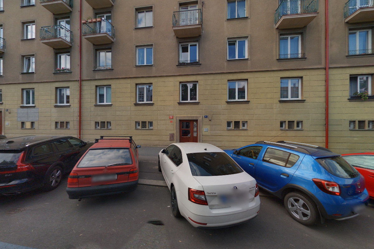 Junák - český skaut, středisko Pplk. Vally Praha - klubovna foto 2