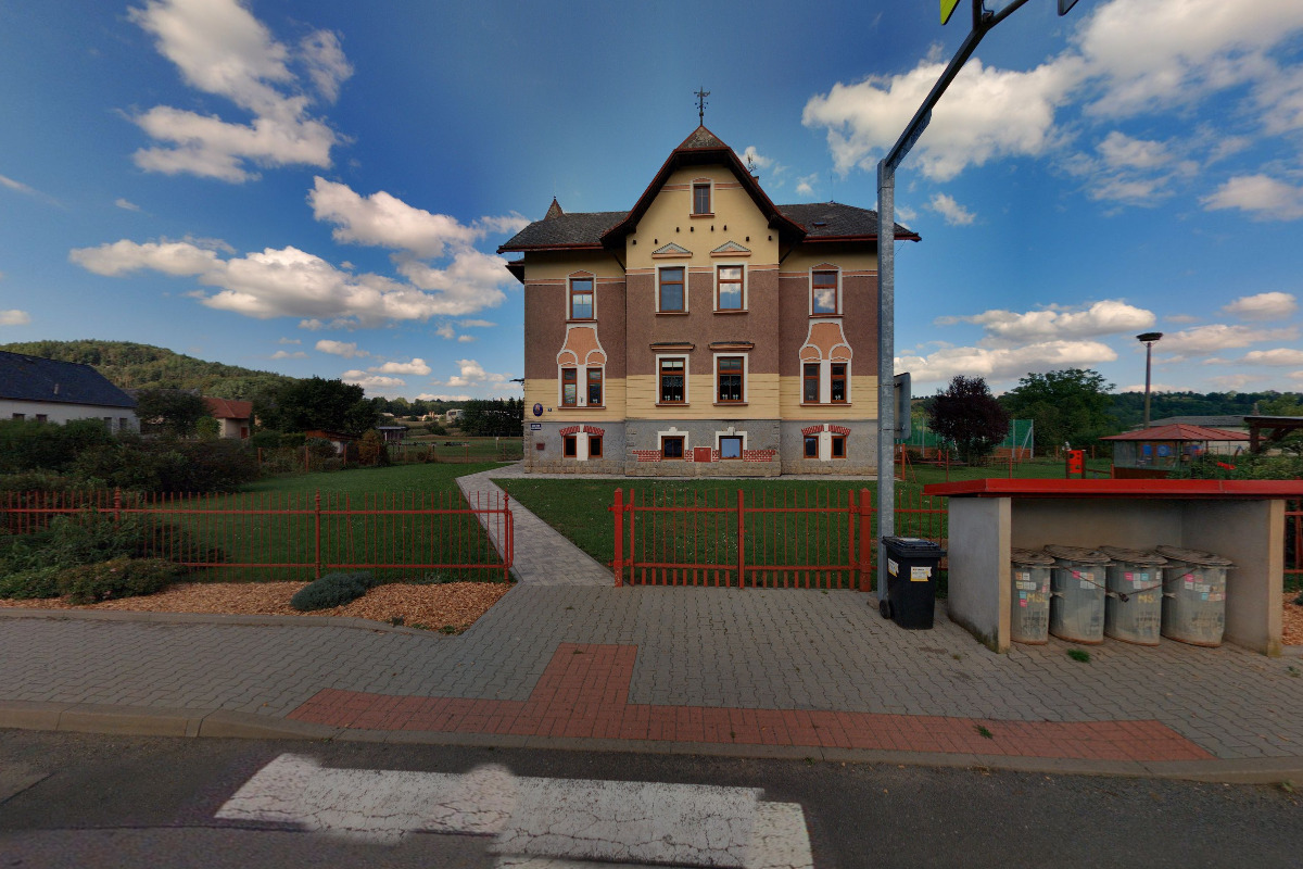 Obecní knihovna Linhartice