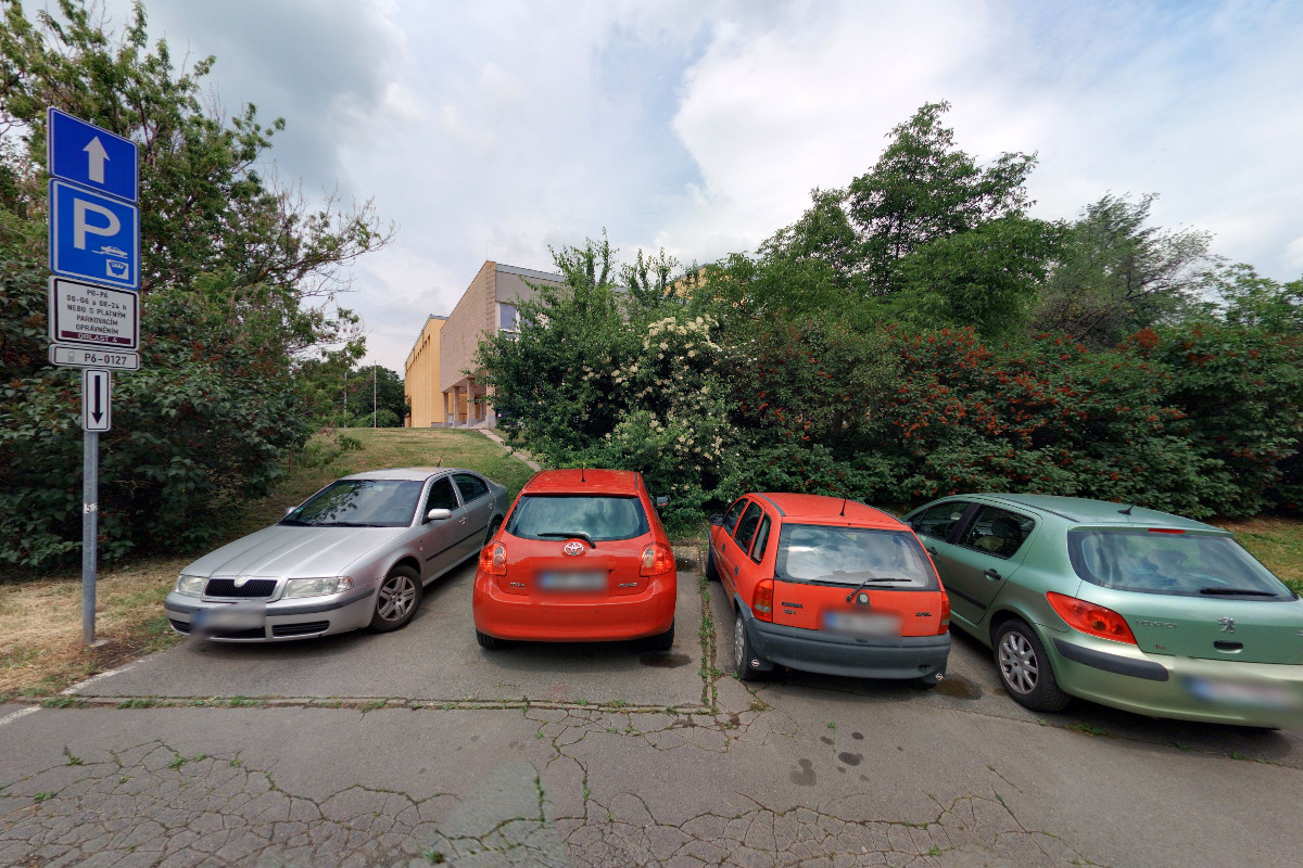 Gymnázium Praha 6, Arabská foto 4