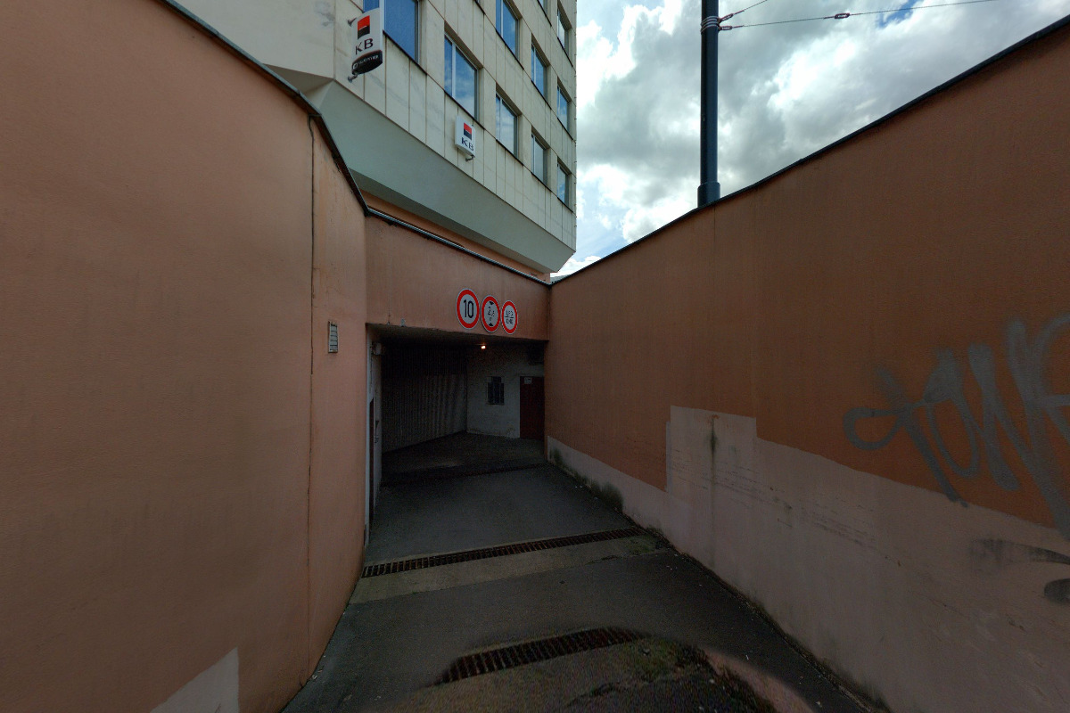 Bankomat České spořitelny foto 3