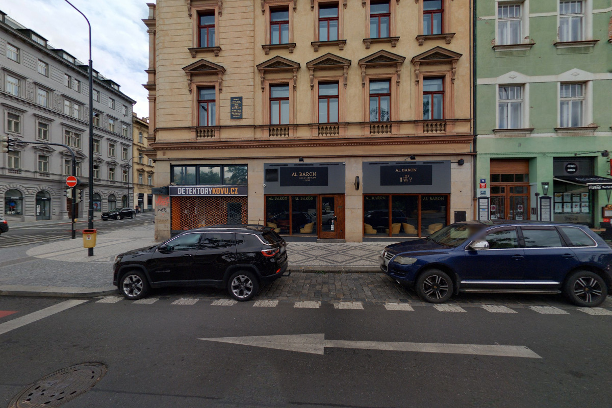 ALBARON CAFE BAR & BRISTOL