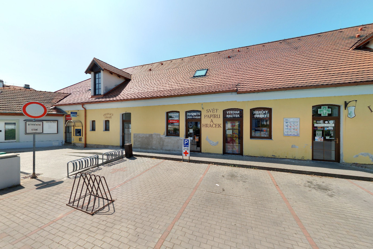 Svět papíru a hraček