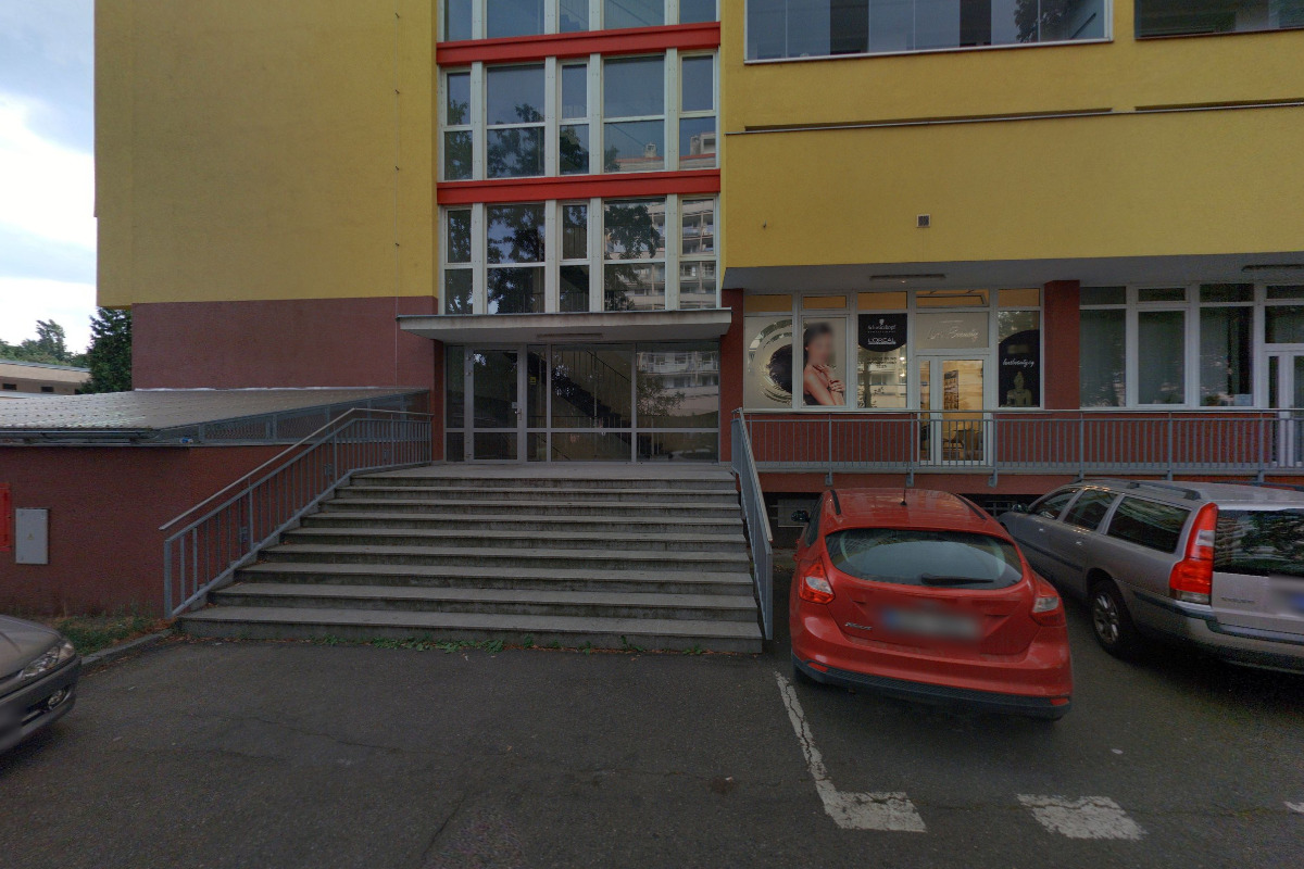 Kristýna Škarpová | Kadeřnice do domu, mobilní kadeřnice