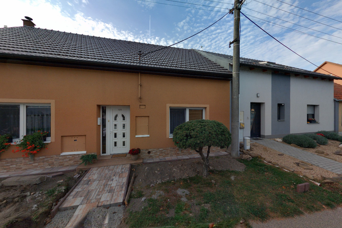 Malujnakaminky.cz