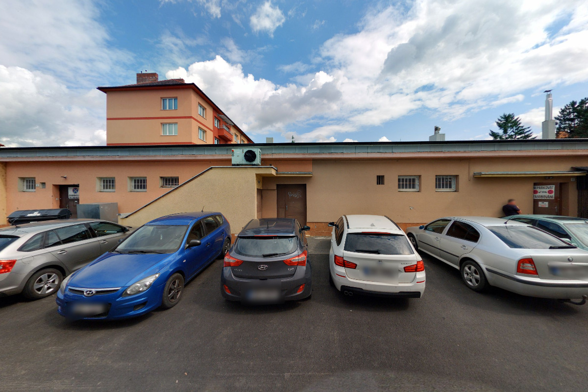 Pohostinství nám. B. Martinů 	3021