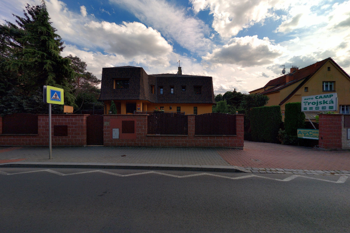 Autocamp Trojská