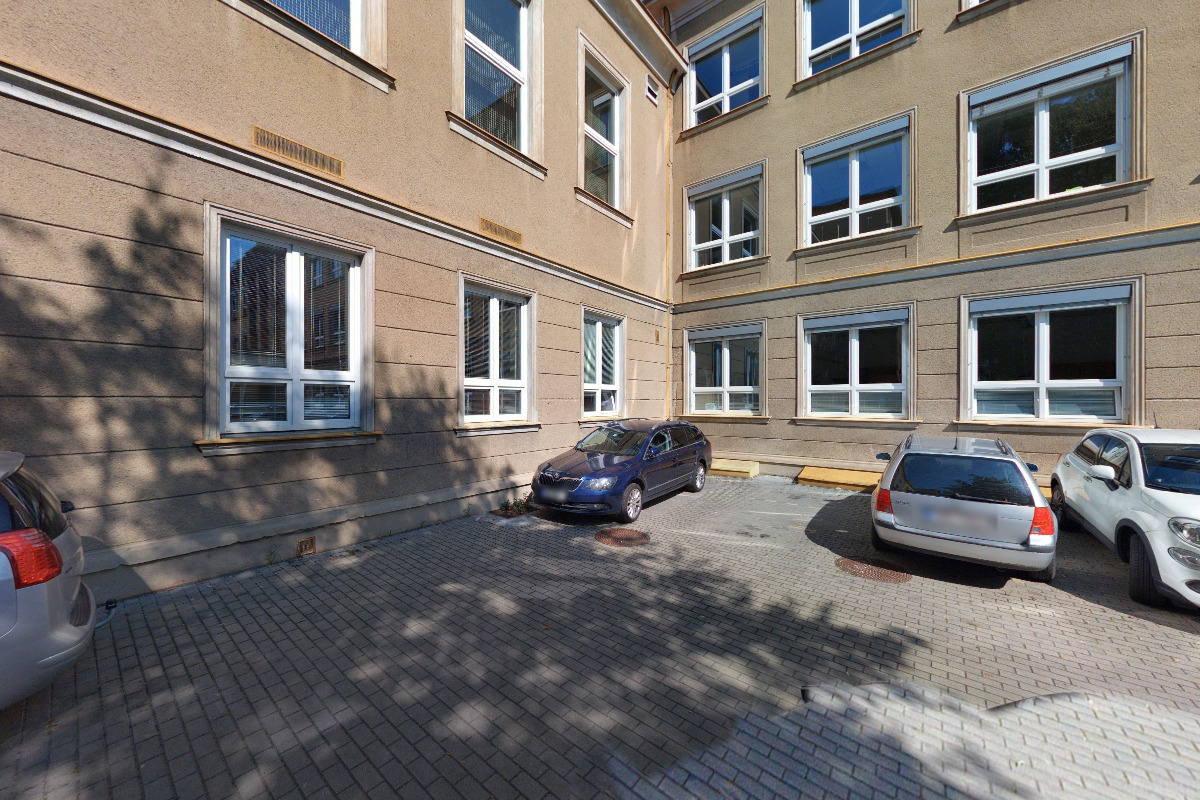 Gymnázium Brno, Vídeňská - Školní jídelna foto 2