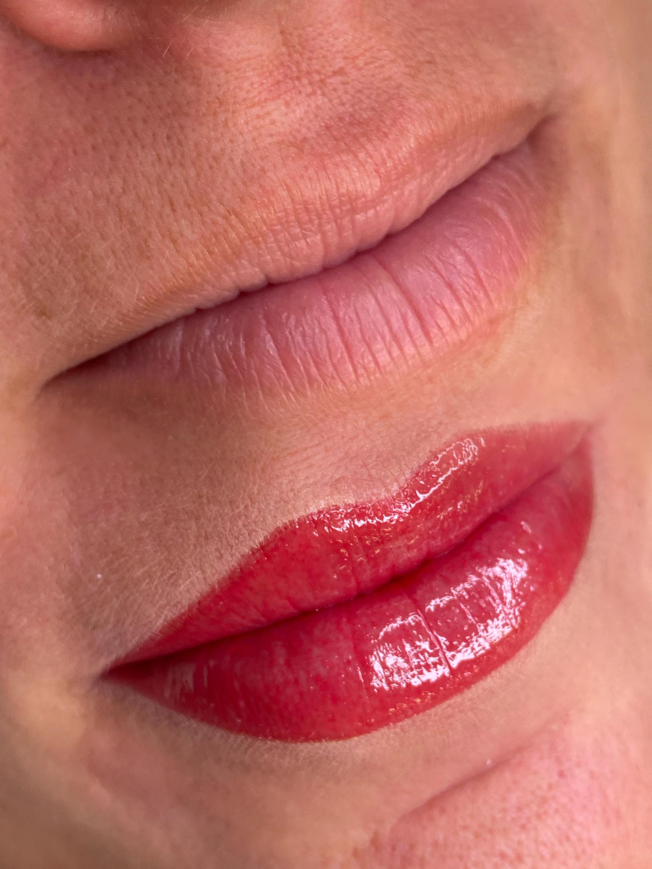 Andrea Wenzelová - Permanentní make-up foto 4