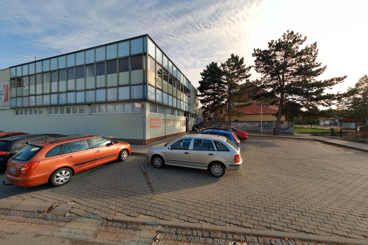 Jednota, spotřební družstvo v Hodoníně - COOP foto 2