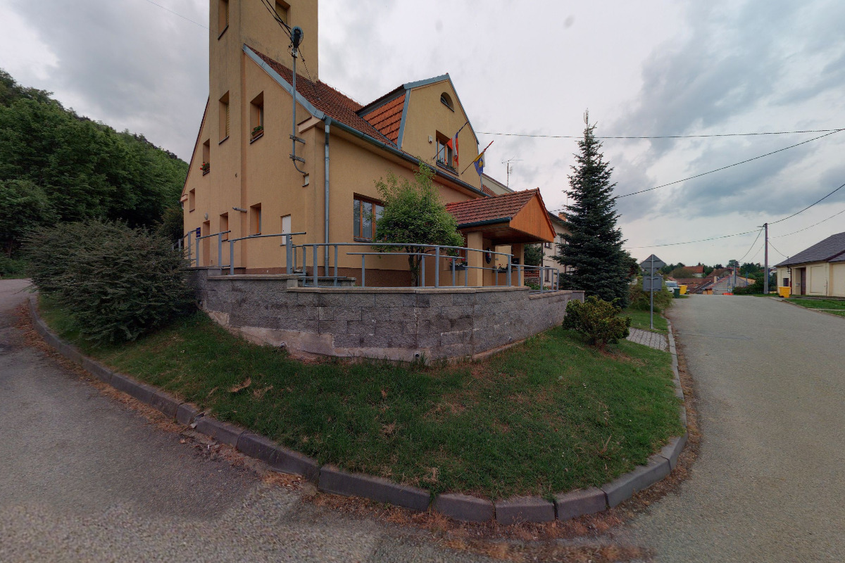 Svinošice - obecní úřad foto 6