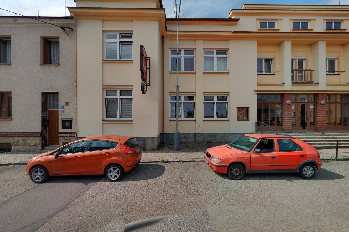 Duku Duku music dance club