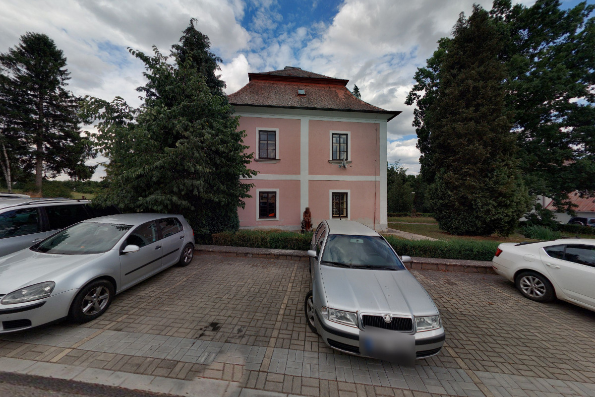 Římskokatolická farnost Mladočov