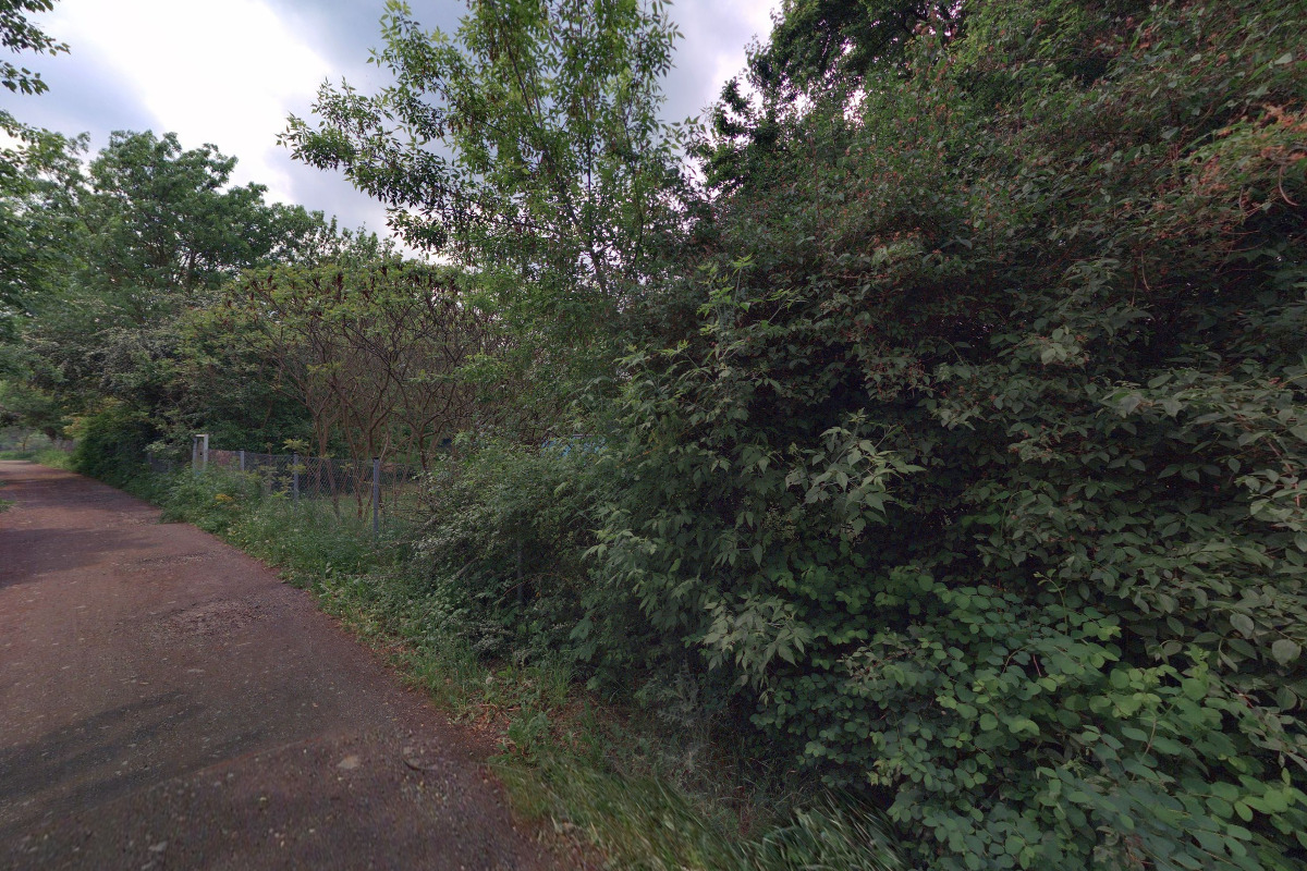 SOUSEDSKÁ LODNÍ SAMOOBSLUHA foto 2