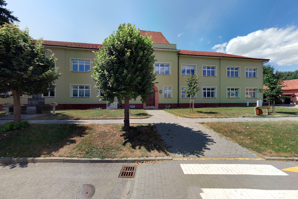 ZŠ Újezd u Brna foto 4