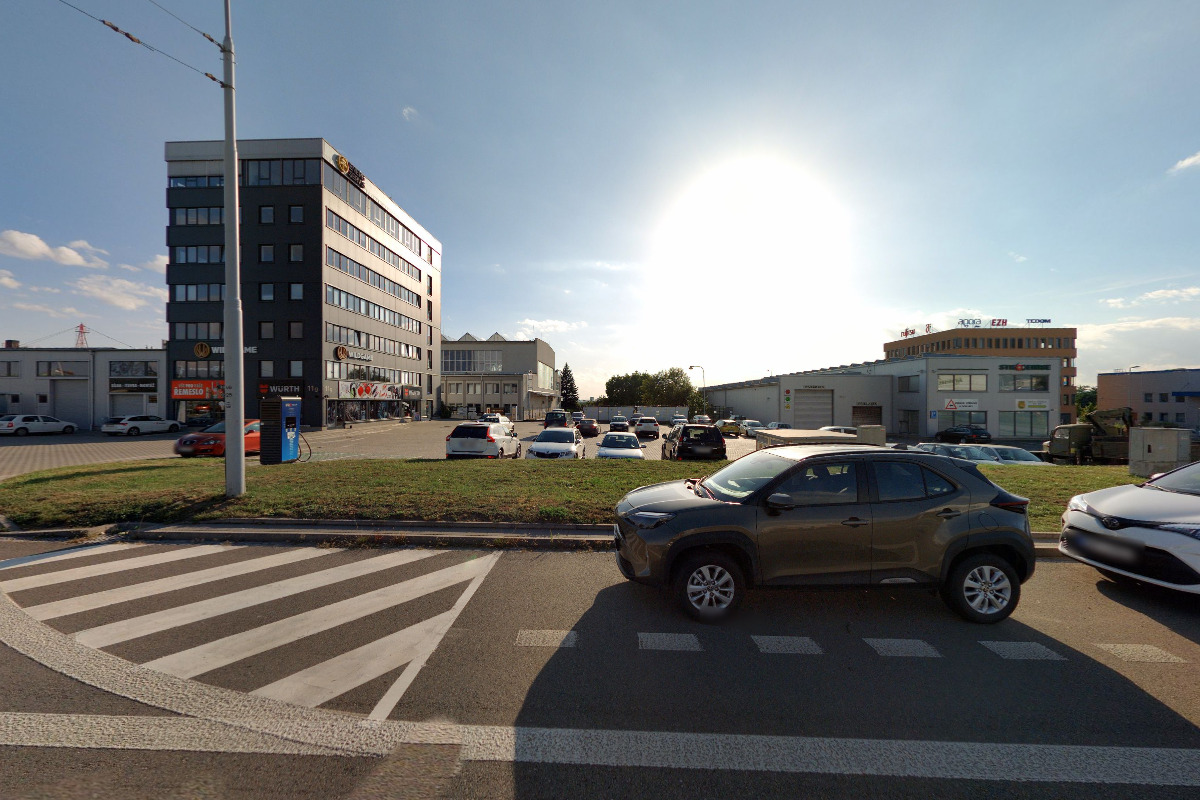 EVSELECT s.r.o. - Nabíjecí stanice foto 1