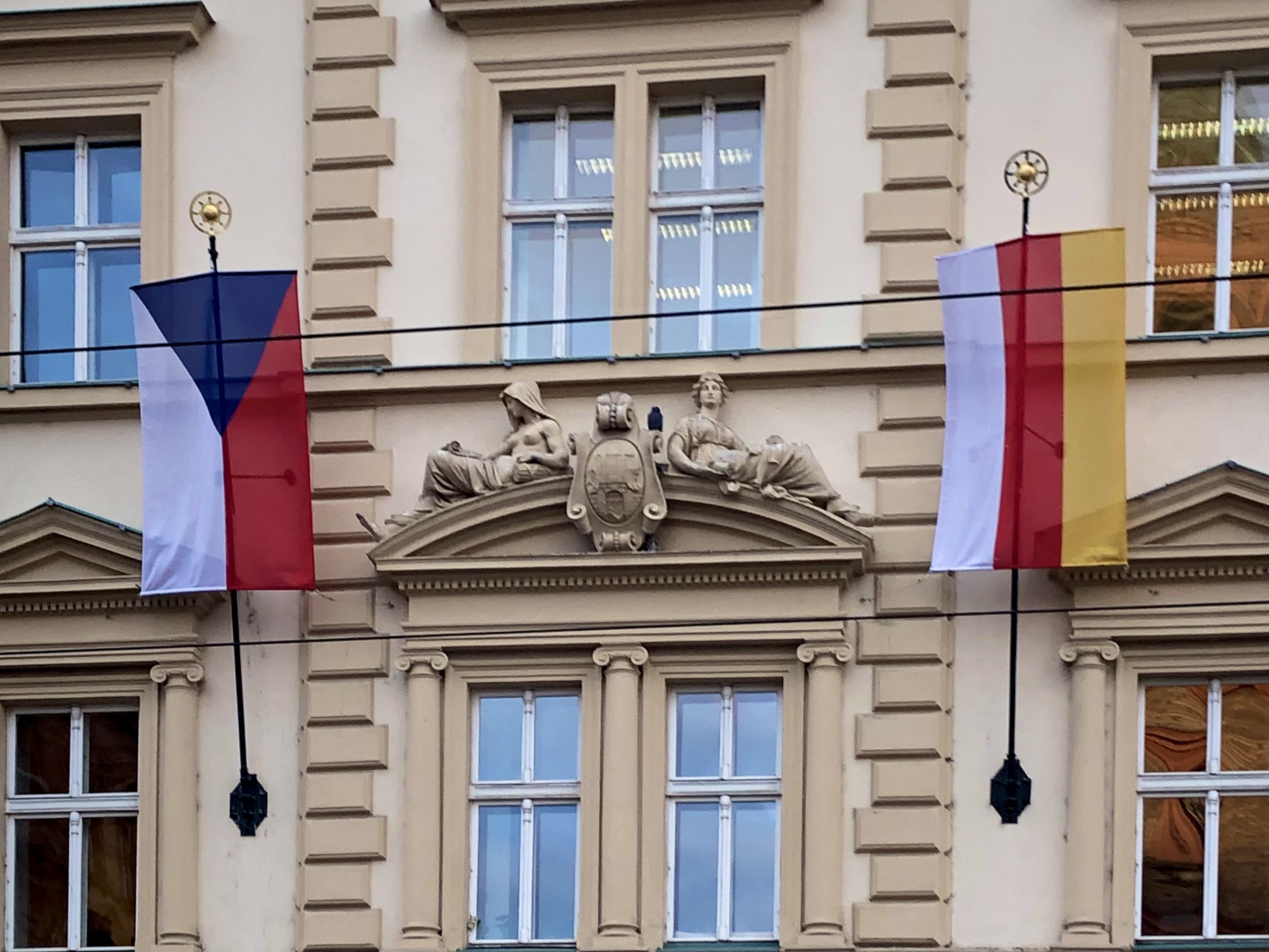 Úřad městské části Praha 5 foto 3