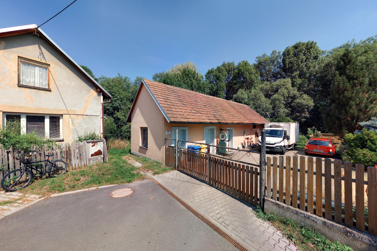 Pavel Dostálek - prodej uzenin