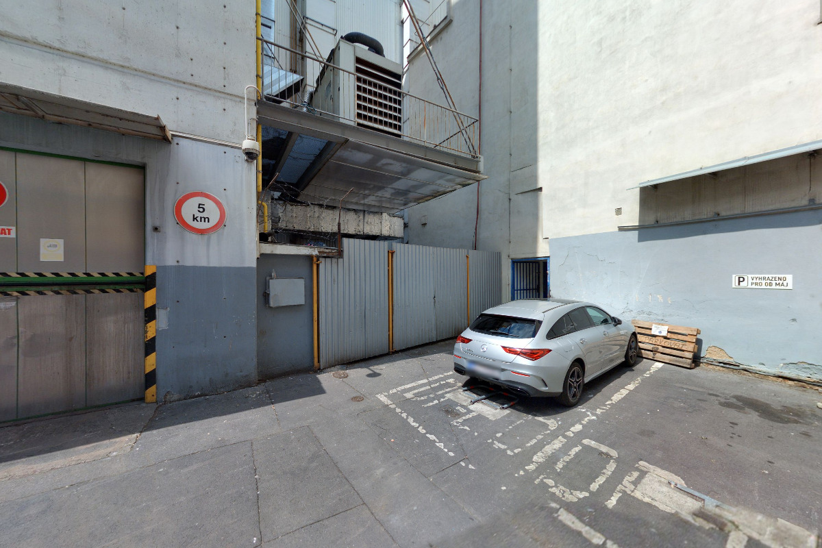 Green factory - salad your life