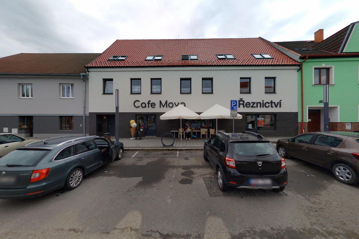Cafe Moya