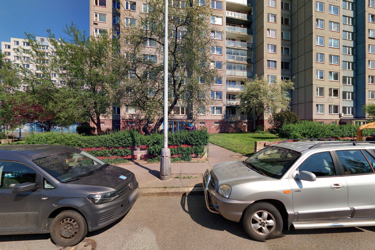 Adaptive Holding - finance a reality