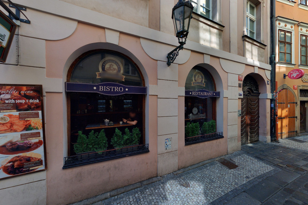 Unique Apt 250m from the Charles Bridge