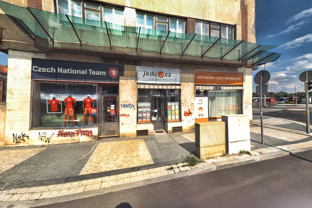 Overtall & McHook s.r.o. foto 1