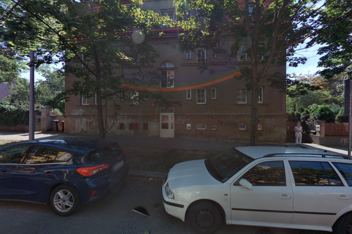 Bytové družstvo Na Dolinách 188