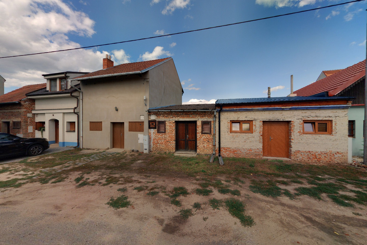 Vinný sklep U zbrojnice 93