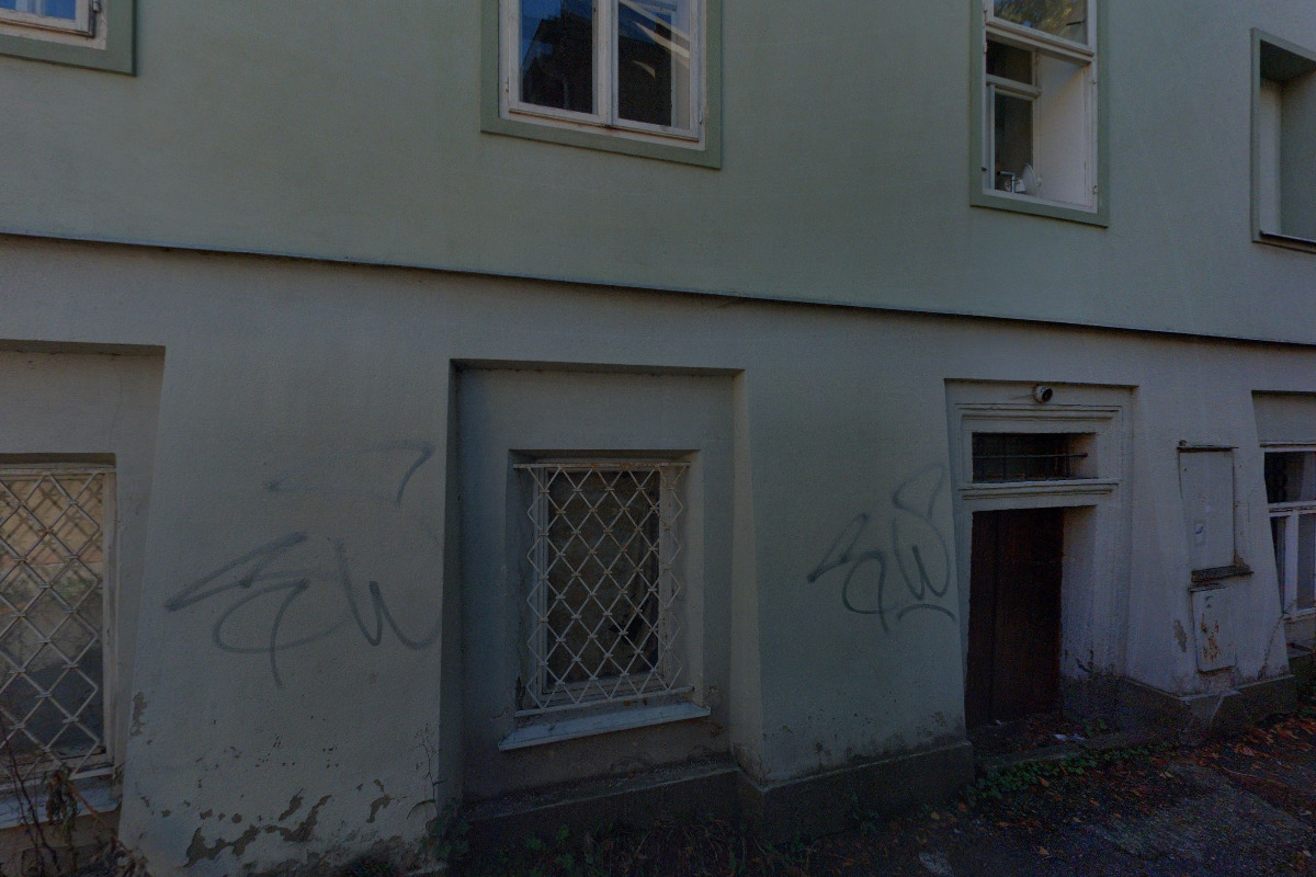 INVESSALES, spol. s r.o.