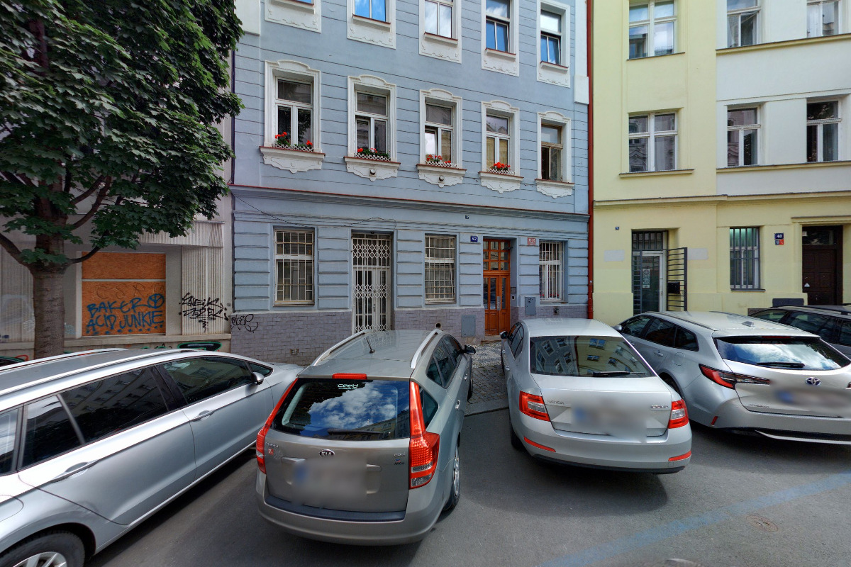 Michaela Cohen foto 1