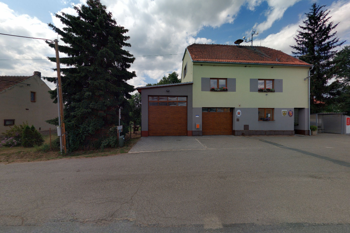 Obecní knihovna Lomnička