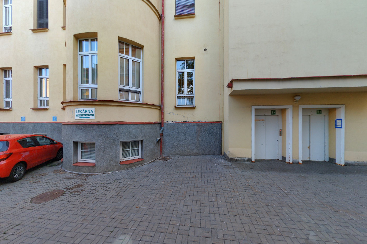 Jednotka intenzivní a resuscitační péče pro novorozence - Fakultní nemocnice Brno